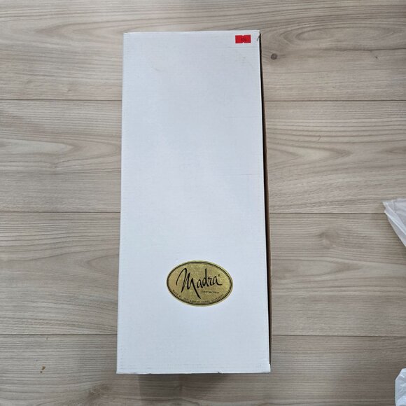 Ashton Drake Gene Marshall Madra Lord ‘Moulin Noire’ Fashion Doll • Limited Edit - Picture 8 of 10